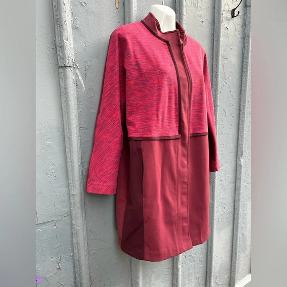 Lululemon Pink Cocoon Car Coat, size M - Picture 10 of 15